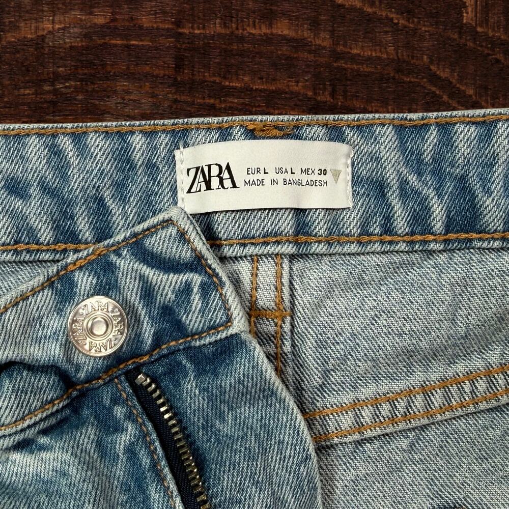 Zara High Rise Distressed Light Wash Denim Mini Skirt Size Large - Picture 4 of 8